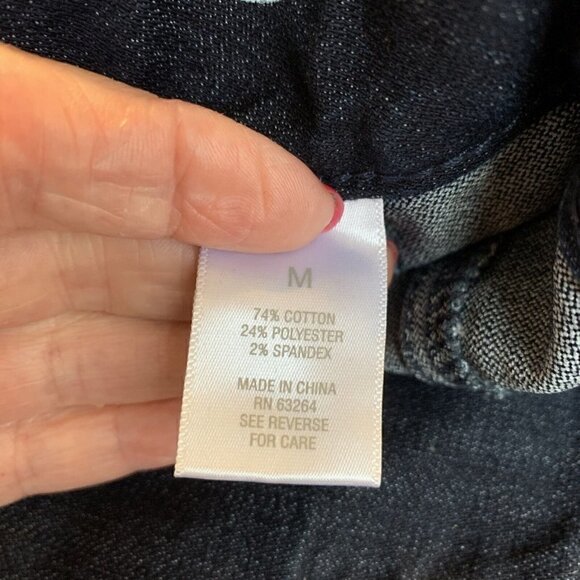 W62 Signature Fit Pull On Stretch Capri Jeans Dk Blue Rinse Size Medium. - Picture 6 of 8